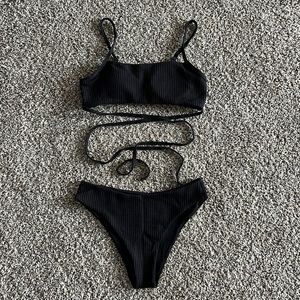 Black Bathingsuit